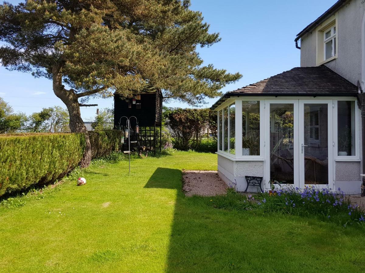 Newby Cross Hotel คาร์ลไอเอิล ภายนอก รูปภาพ