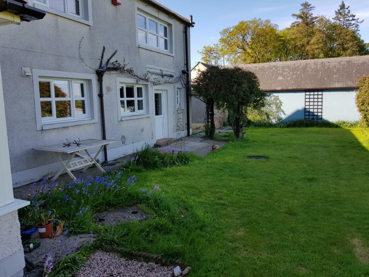 Newby Cross Hotel คาร์ลไอเอิล ภายนอก รูปภาพ